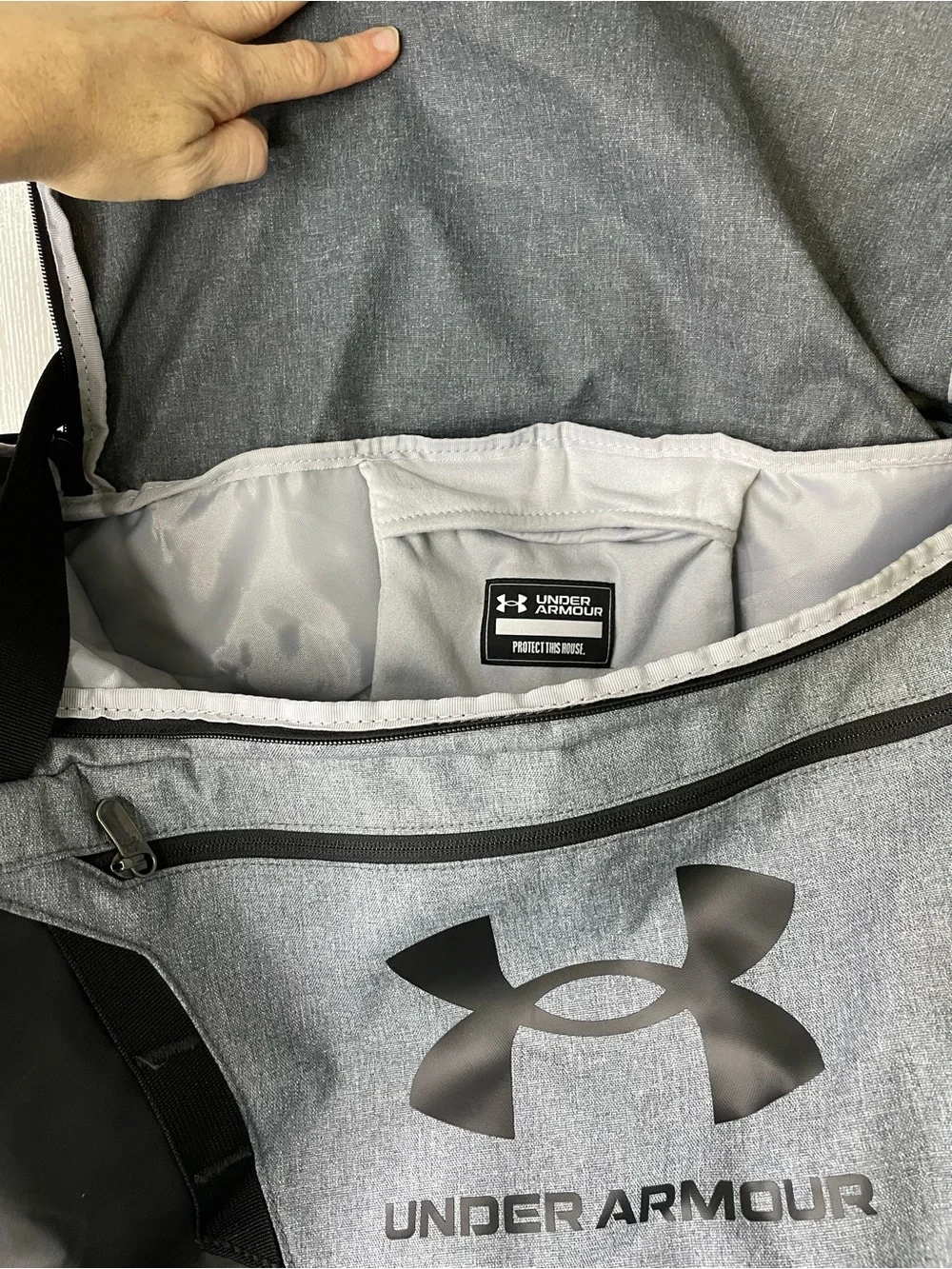 NWOT Under Armour Undeniable 5.0 Medium 58L Duffle Bag